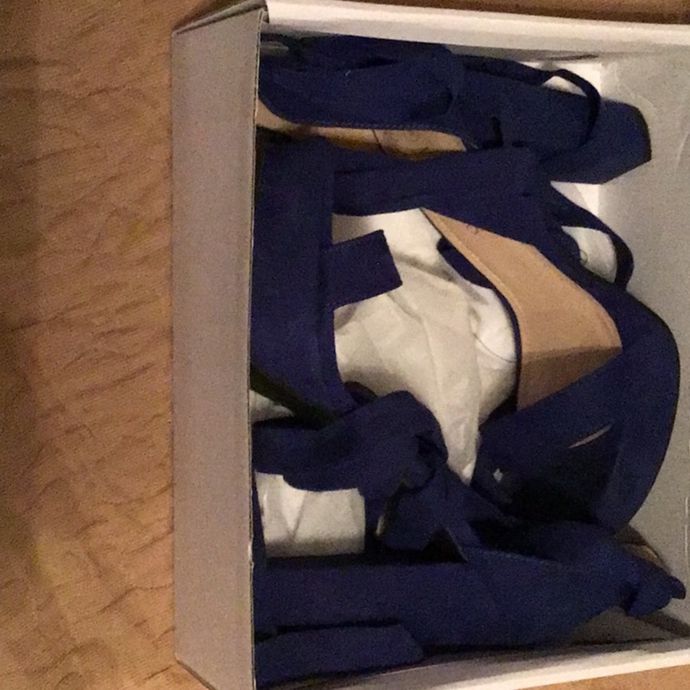 Dream Paris tie up heels